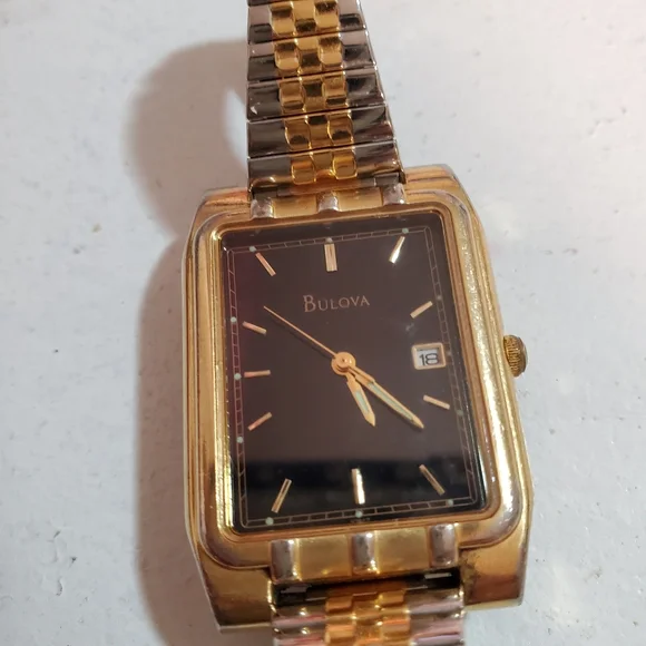 Bulova quartz hotsell t3